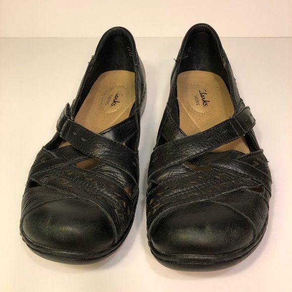Clarks black leather casual slip ons, size 8M - Picture 4 of 7